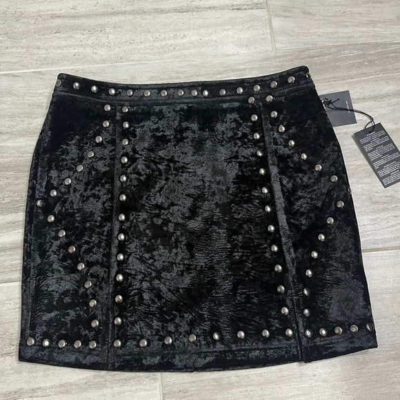 Forever 21 Dresses & Skirts - NEW F21 - Black velvet studded mini skirt